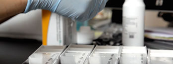 Tabletten sortieren für die Altenpflege Frankfurt