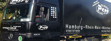 Ein Umzugs-LKW von Pepp int. Möbelspedition Umzug Lagerhaus & Logistik GmbH Heusenstamm 