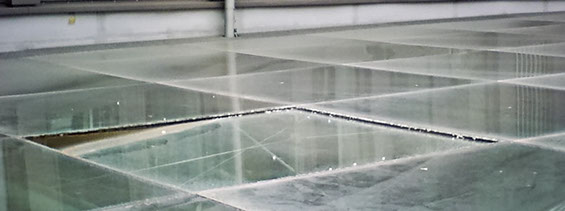 saniertes Glasdach in alter Fabrikhalle