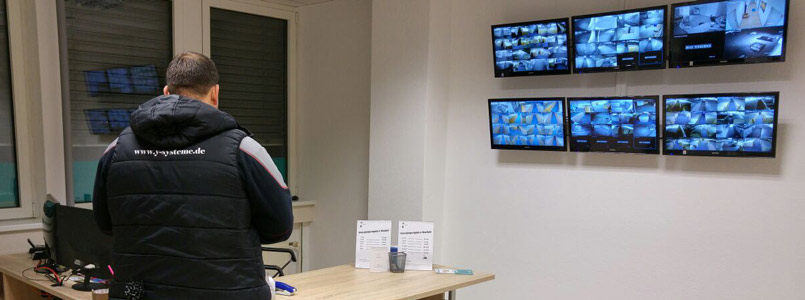 Y-Systeme Projektmanagement Videoüberwachung Bildschirme Zentrale