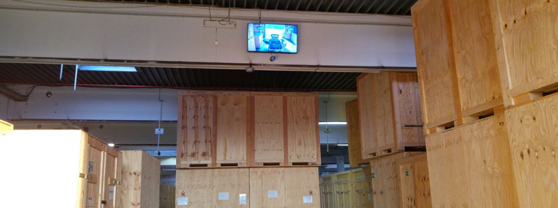 Überwachungsbildschirm in Lagerhaus Y-Systeme Projektmanagement Frankfurt